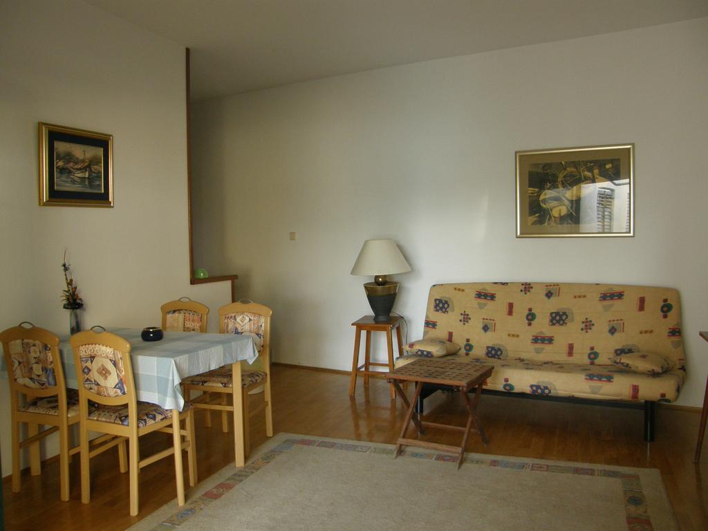 Marina Apartment ซริกเวนิซา ภายนอก รูปภาพ